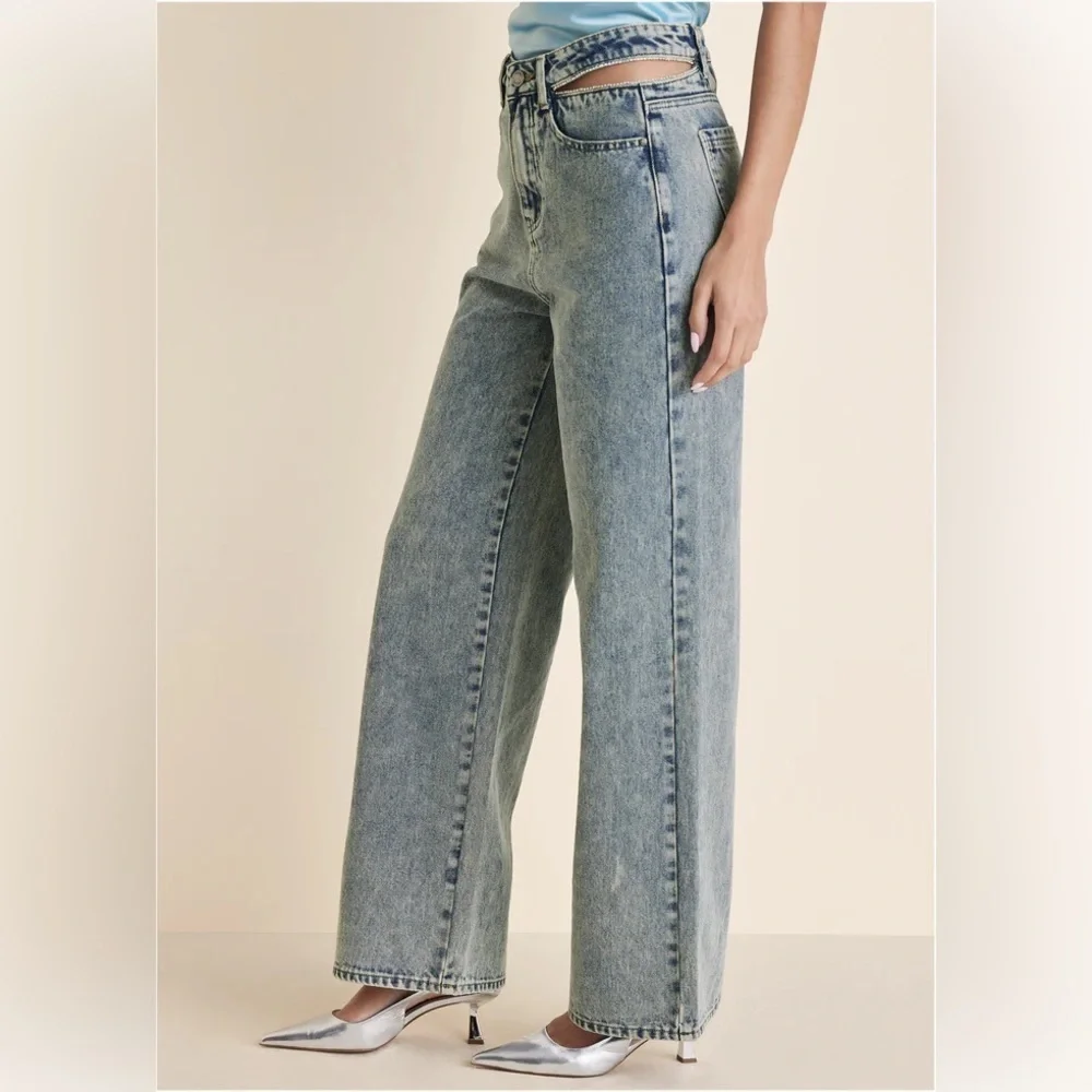 Venus Stone Washed Jeans
